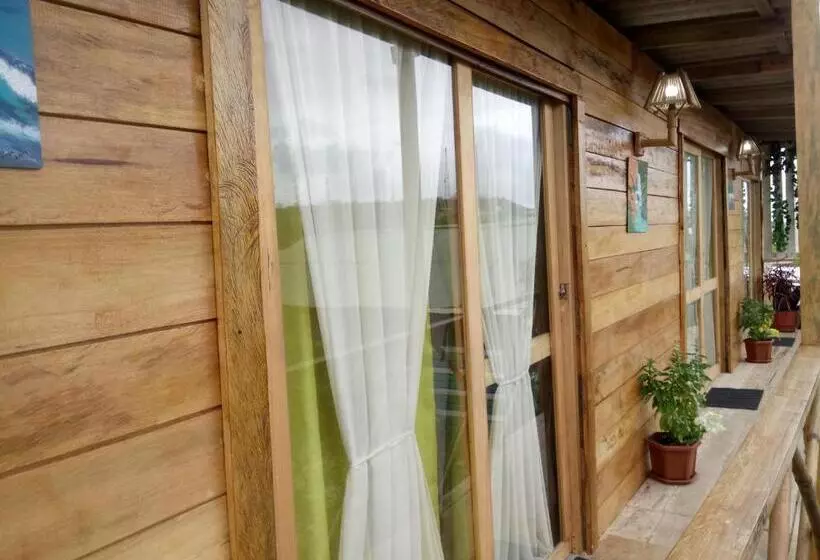 Aamiaismajoitus (B&B) Buganvilla Guest House