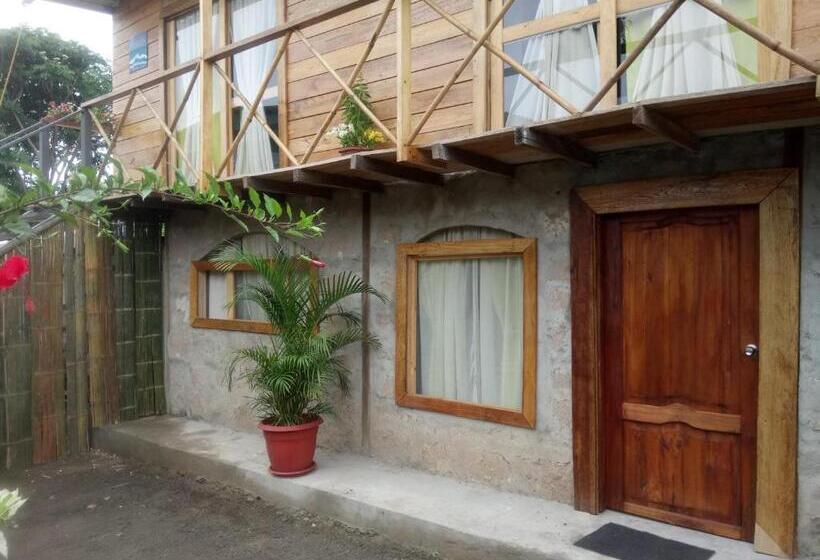 مبيت وإفطار Buganvilla Guest House