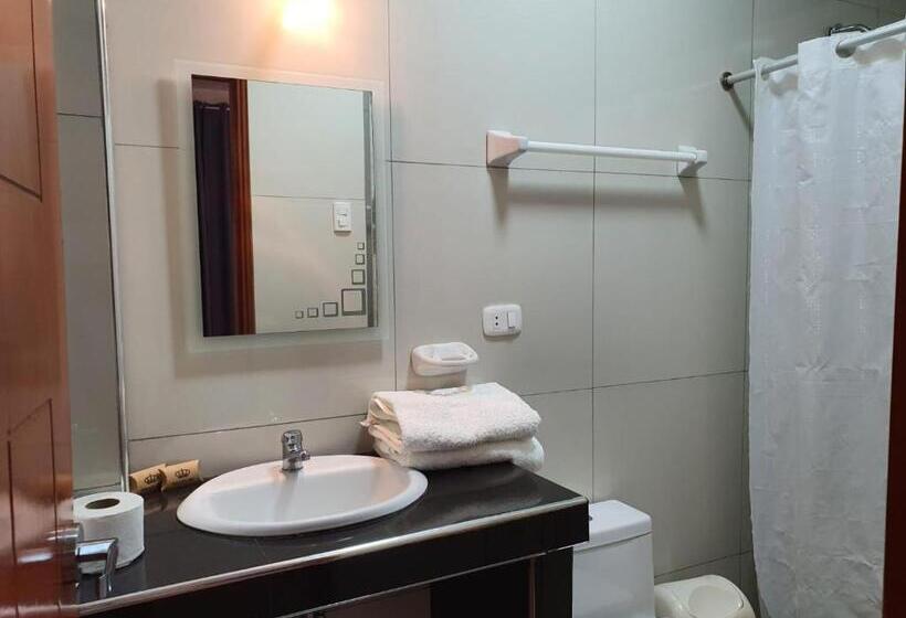 Отель Golden Sky