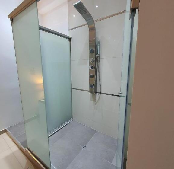 Отель Golden Sky