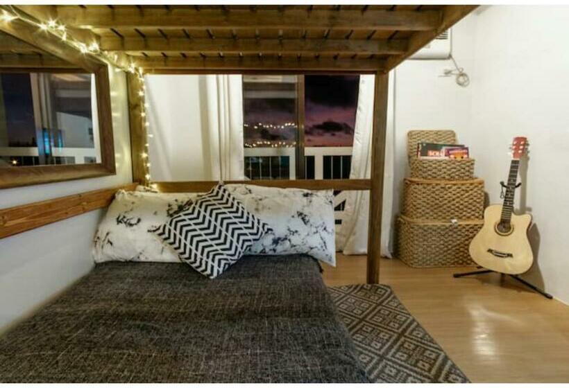 Hotel Oyo 825 Stay Plus Tagaytay