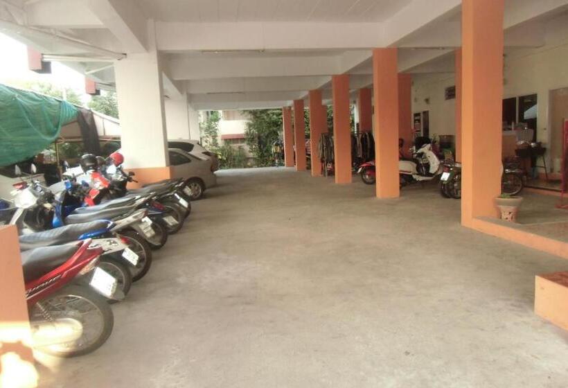 پانسیون Chanaporn Place