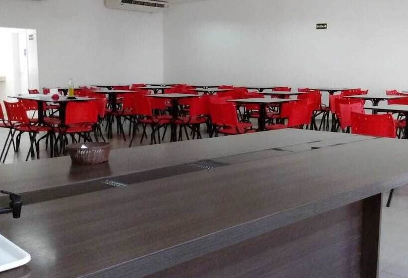 펜션 Pousada Femcut