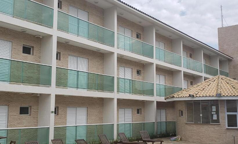 펜션 Pousada Femcut