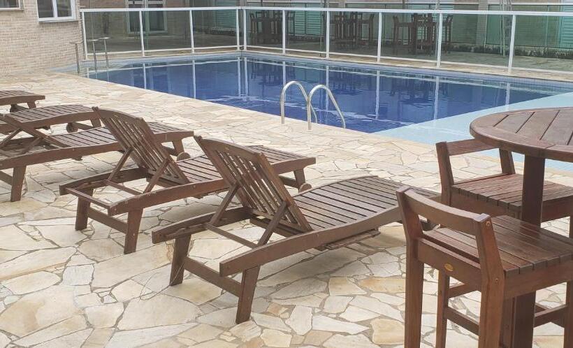 펜션 Pousada Femcut