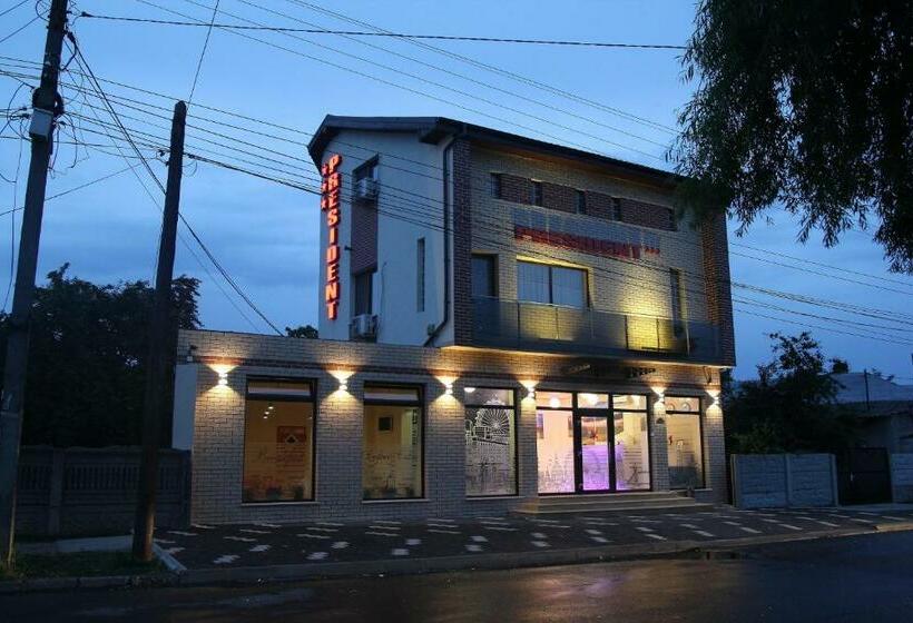 Pensiunea President City