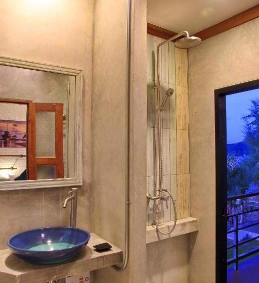 Windy Seaview Resort