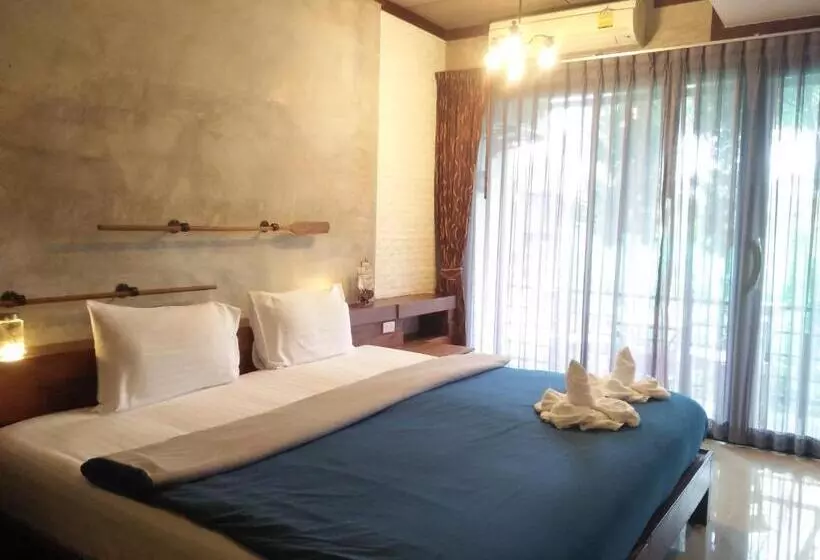 Windy Seaview Resort