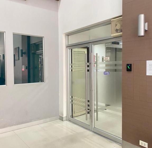 فندق صغير Rangsit Apartment I