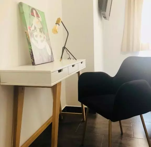 Alda Suite De Los Reyes