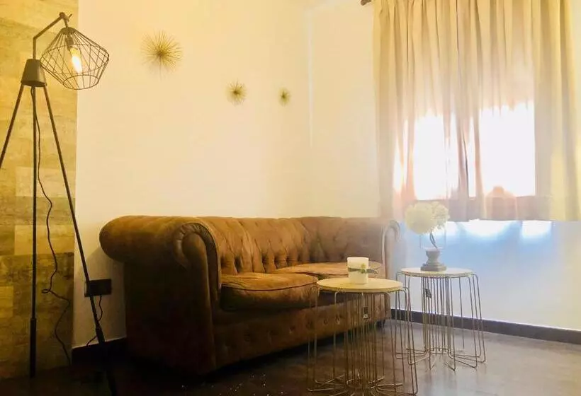 Alda Suite De Los Reyes