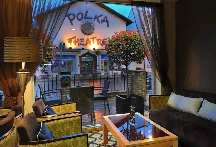 Antoinette Hotel Wimbledon