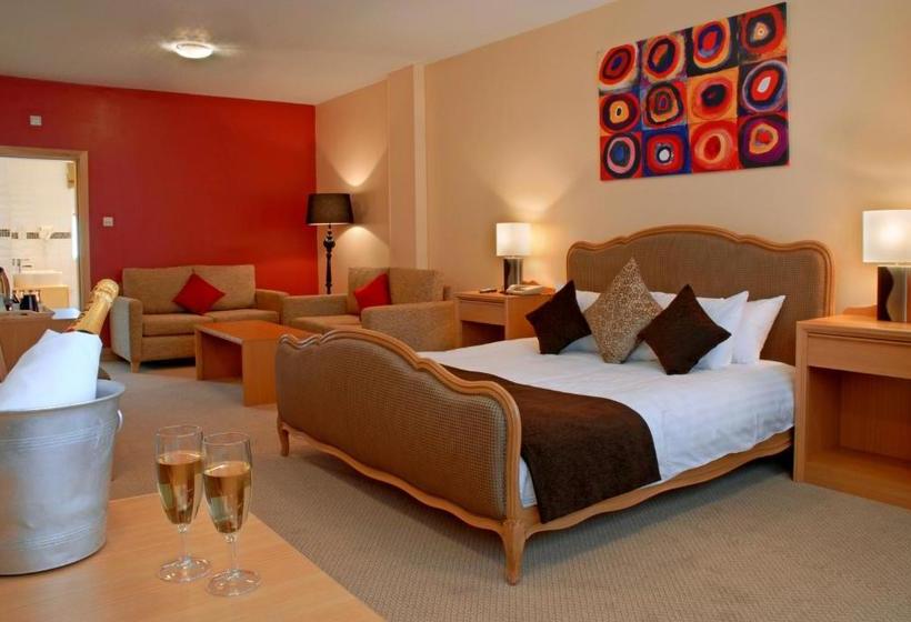 Antoinette Hotel Wimbledon