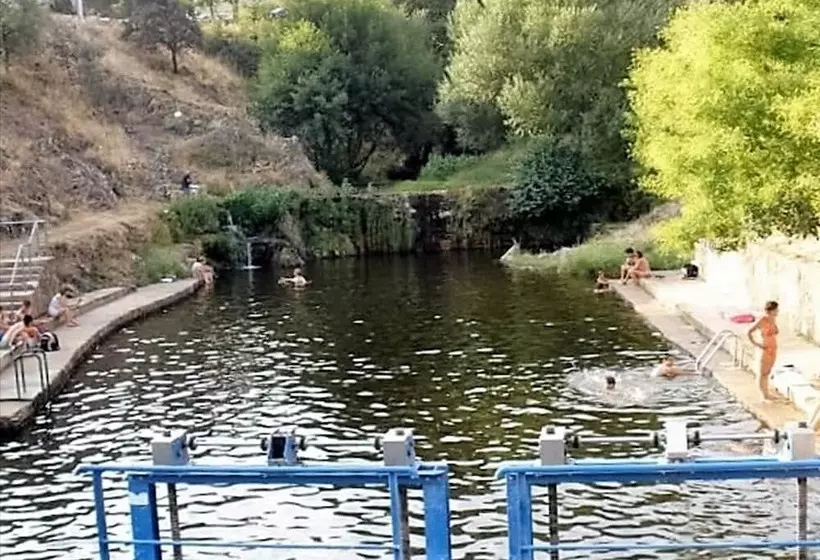 Apartamentos Rurales Azabal