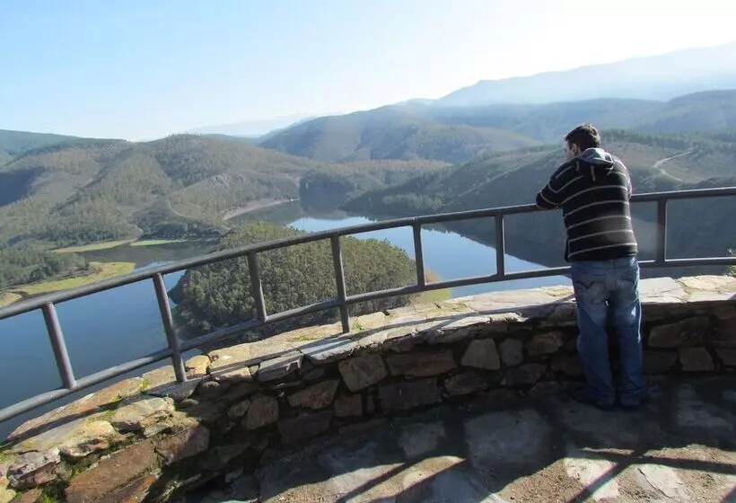 Apartamentos Rurales Azabal