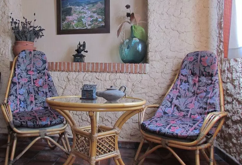 Apartamentos Rurales Azabal