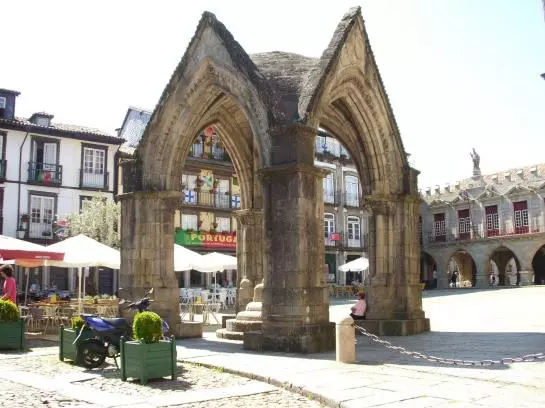 Отель Peninsular