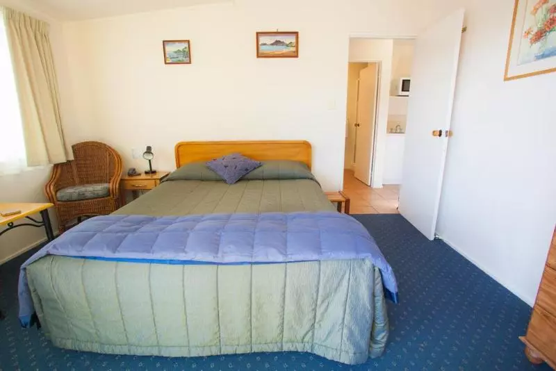 هتل Admirals View Lodge