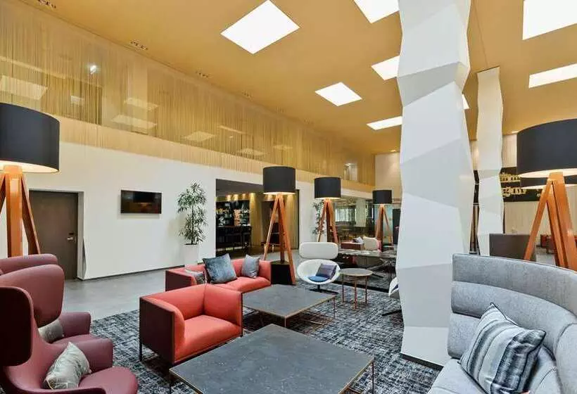 هتل Doubletree By Hilton Vienna Schonbrunn