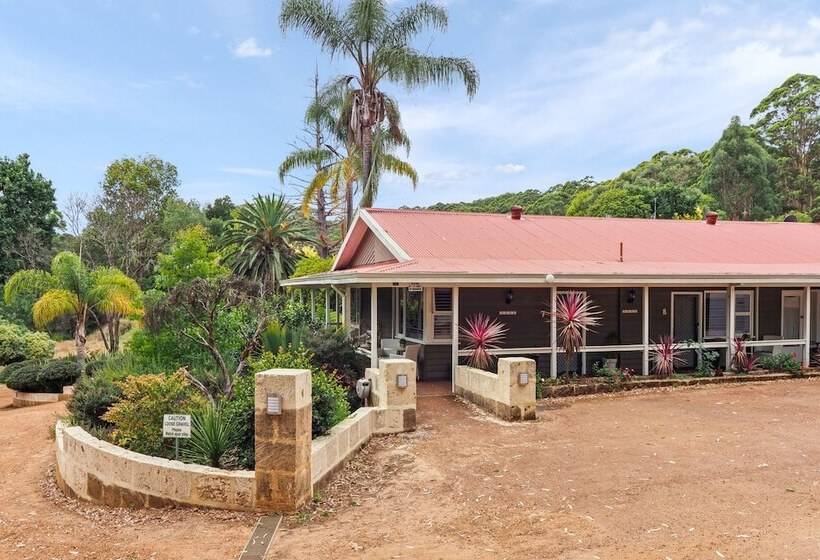 ホテル Forest Lodge Resort