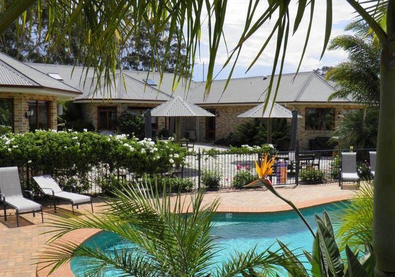 فندق Robyn S Nest Lakeside Resort