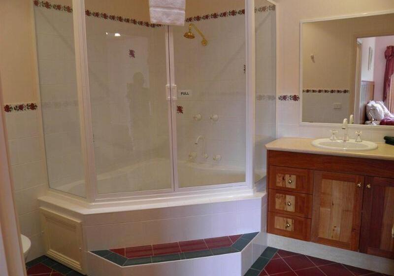 فندق Robyn S Nest Lakeside Resort