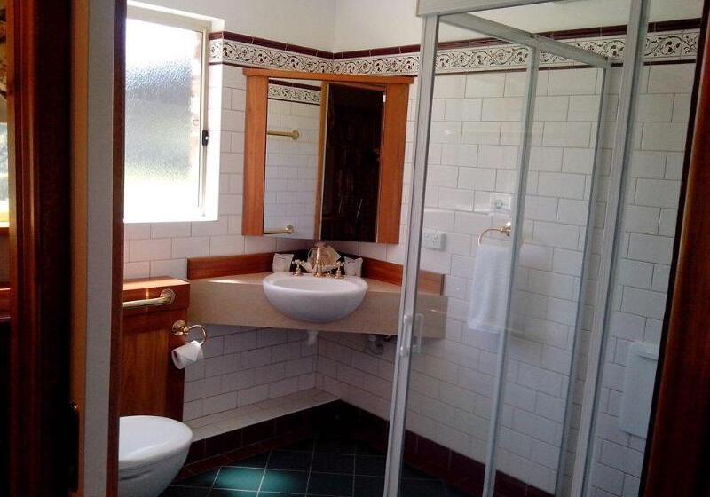 فندق Robyn S Nest Lakeside Resort