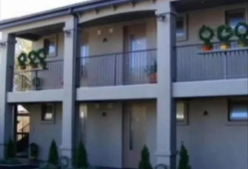 Terra Vive Suites & Apartments