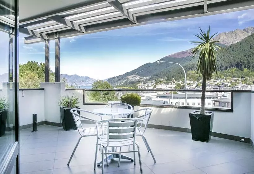 The Glebe Apartments