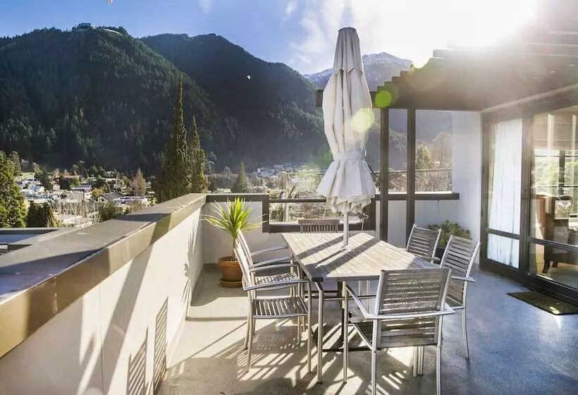 The Glebe Apartments