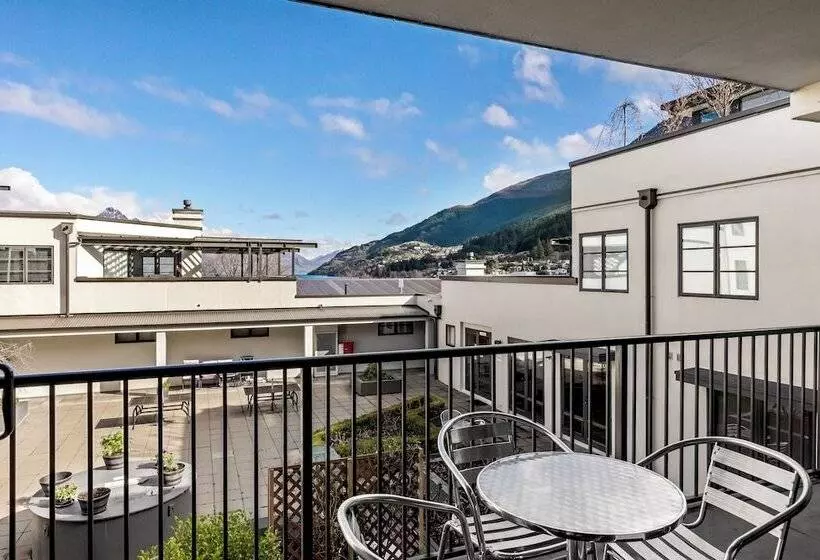 The Glebe Apartments