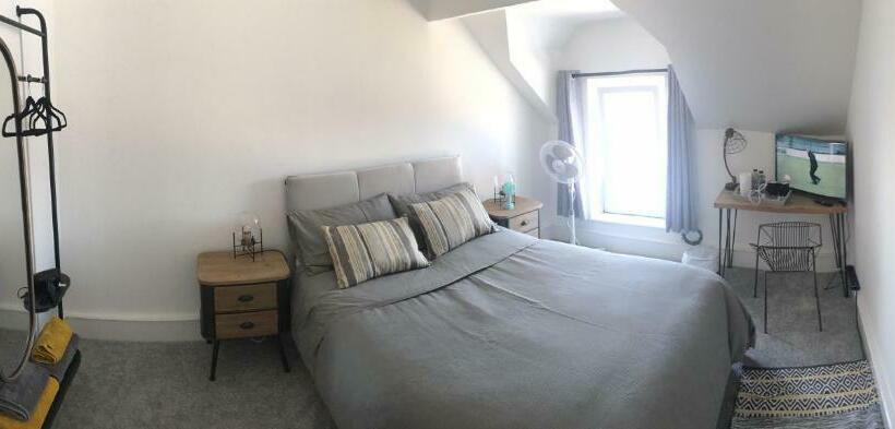 مبيت وإفطار Heritage Holiday Accommodation