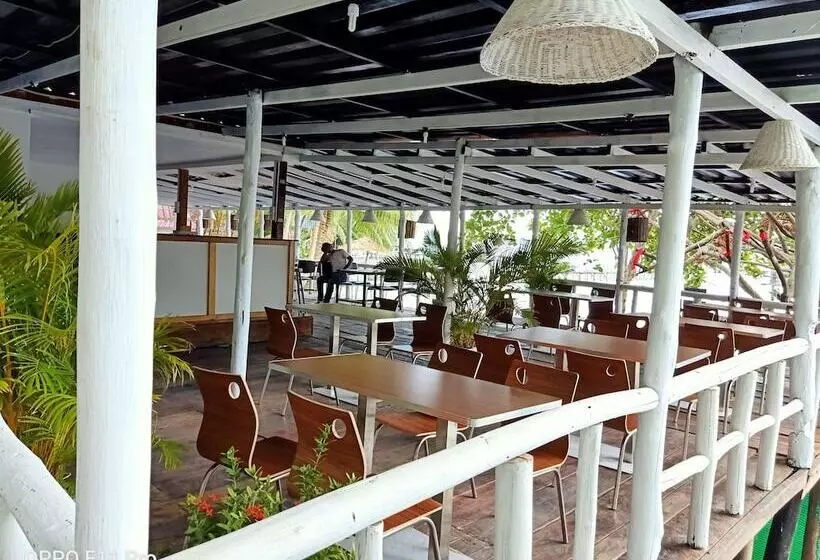 Hotelli Freedom Bungalow Koh Rong Saloem