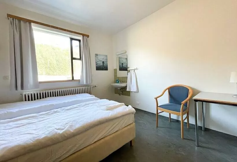 هتل Kverna Guesthouse