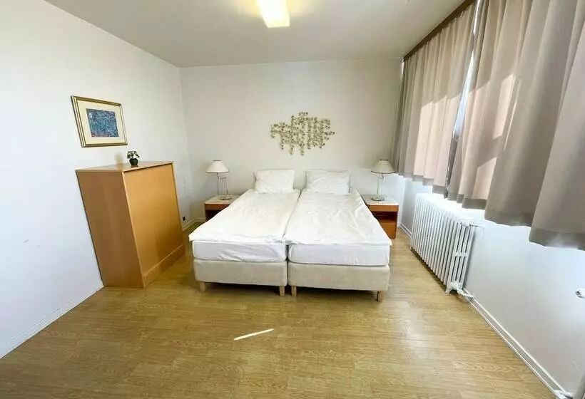 هتل Kverna Guesthouse