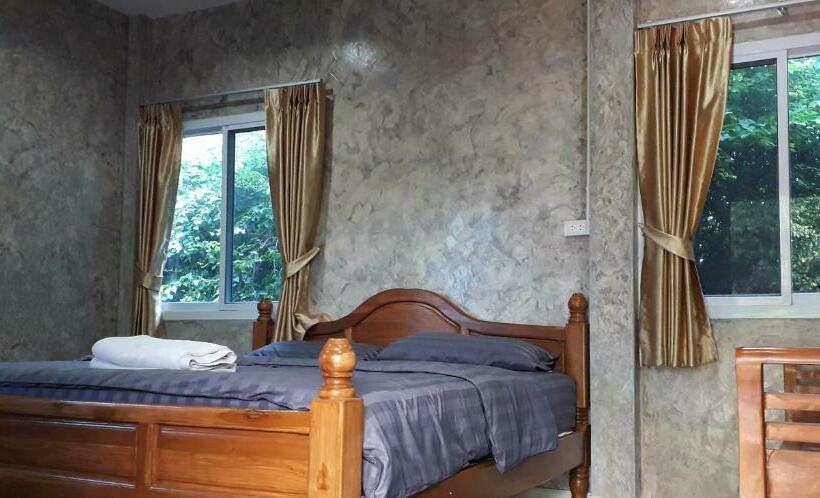 펜션 Paradise Resort At Lamphun