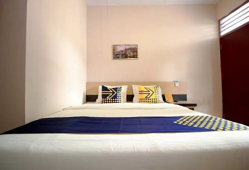 هاستل Spot On 2647 Anissa Guest House