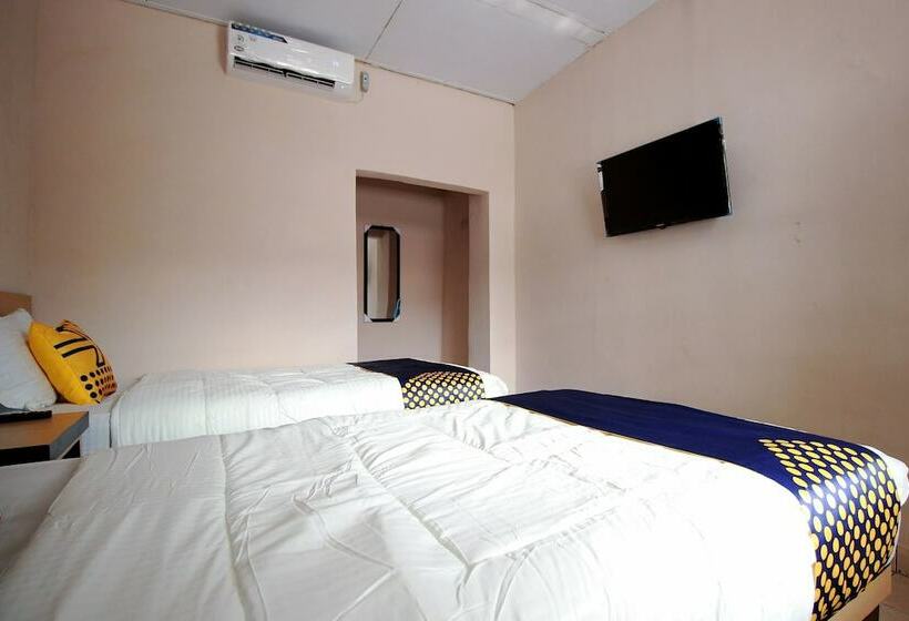 هاستل Spot On 2647 Anissa Guest House