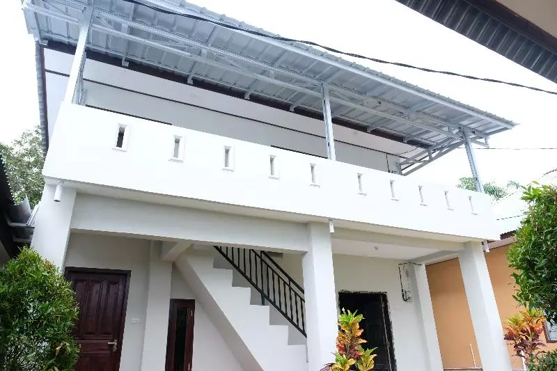 Retkeilymaja Homestay Joss By Oyo Rooms