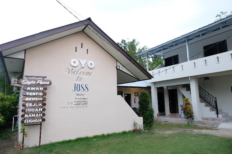هاستل Homestay Joss By Oyo Rooms