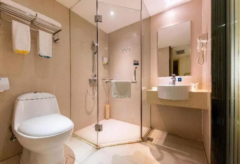 Hotelli City Comfort Inn Jingmen Zhongjian Jinxiang Square