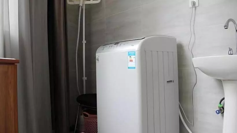 Hotelli City Comfort Inn Jinzhou Bohai University Wanda Plaza