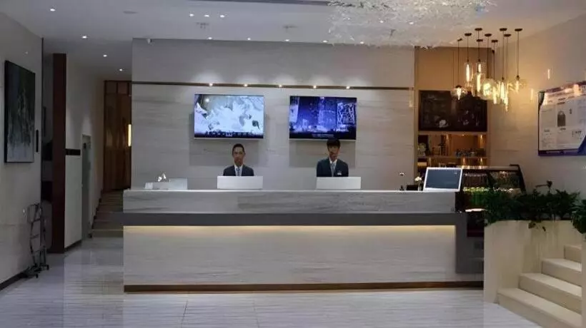 Hotelli City Comfort Inn Jinzhou Bohai University Wanda Plaza