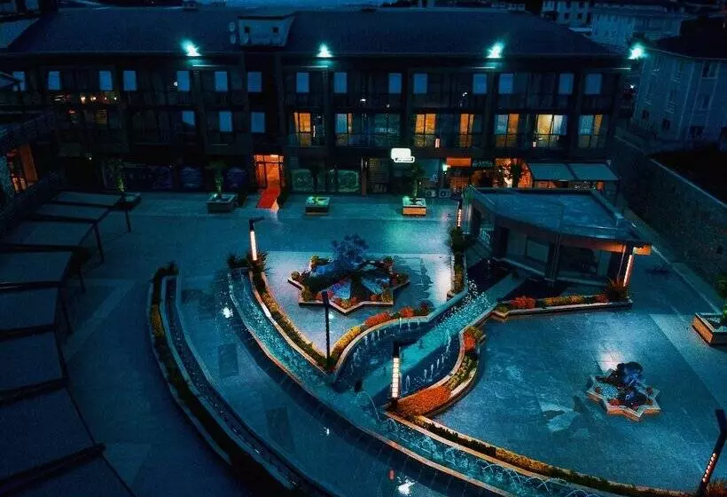 Hotelli Continent Luxury Suites Sakarya