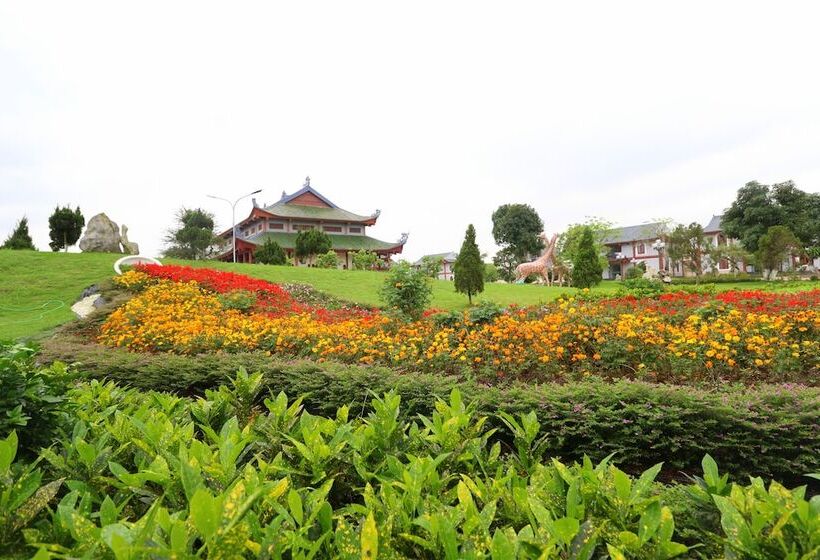 هتل Resort Huu Bang