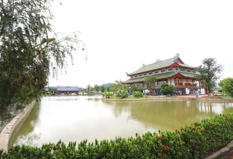هتل Resort Huu Bang