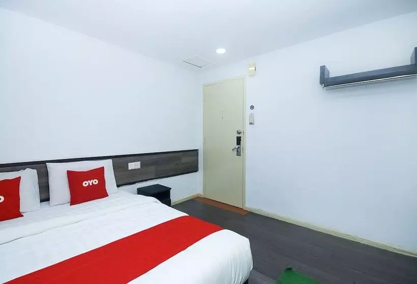 هتل River Inn By Oyo Rooms