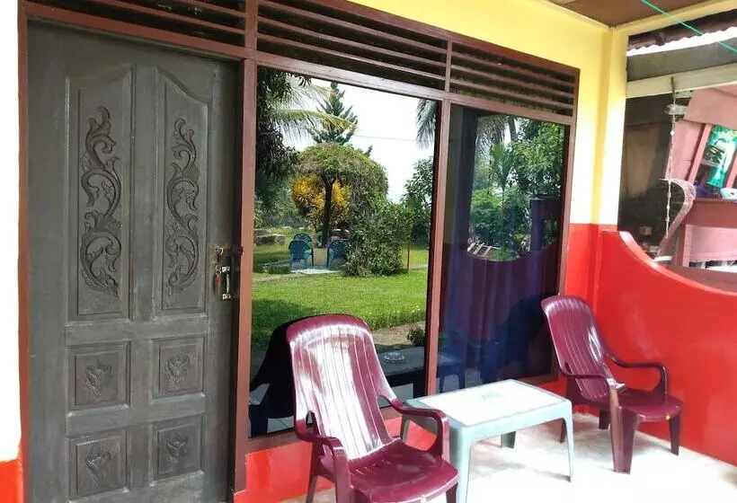 Majatalo Merlyn Guest House