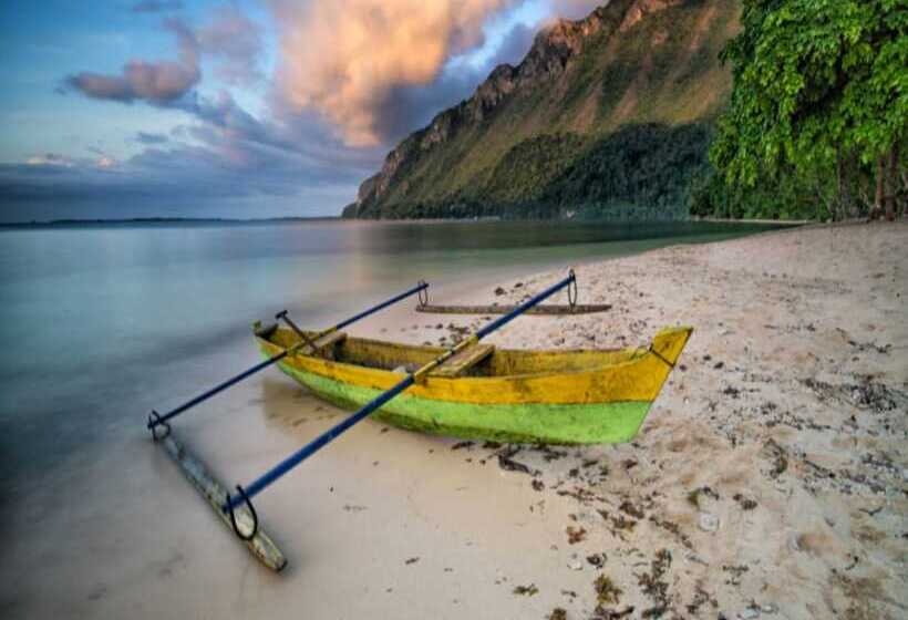 بنسيون Nusa Nalan Beach Resort