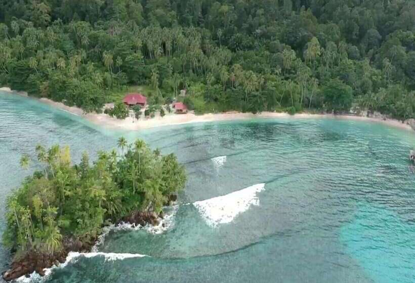 بنسيون Nusa Nalan Beach Resort